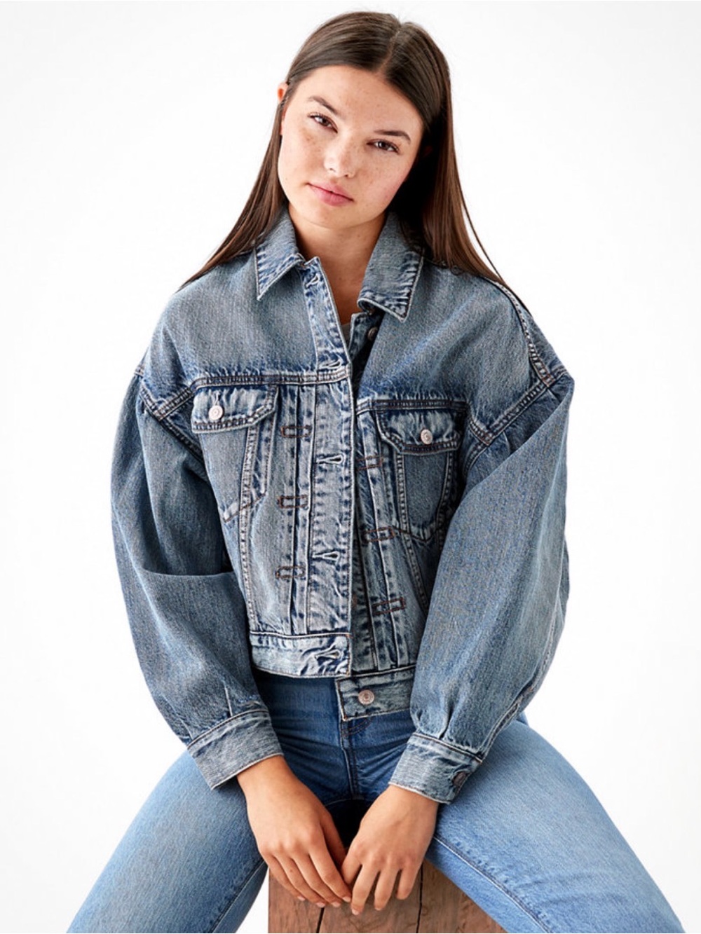 American Eagle Cropped Denim Jacket